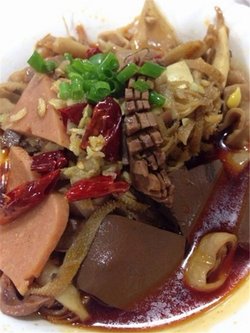 毛血旺