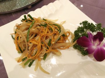凉拌虫草花
