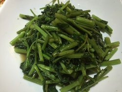 清炒空心菜