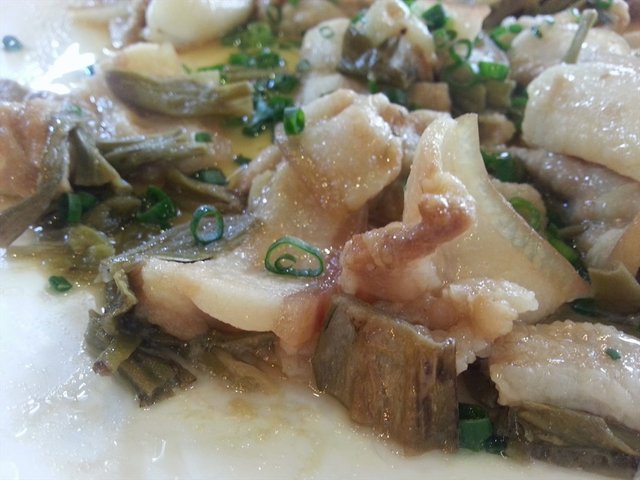 酸芋合蒸五花肉