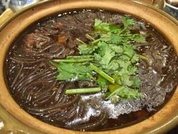 牛腩粉丝烧锅