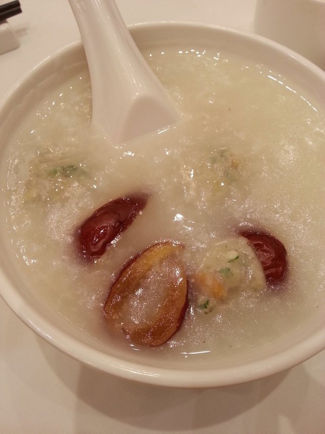 鲜淮山枣茸鱼滑粥