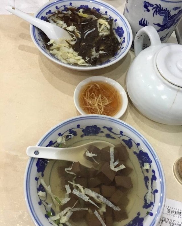 鸡鸭血汤