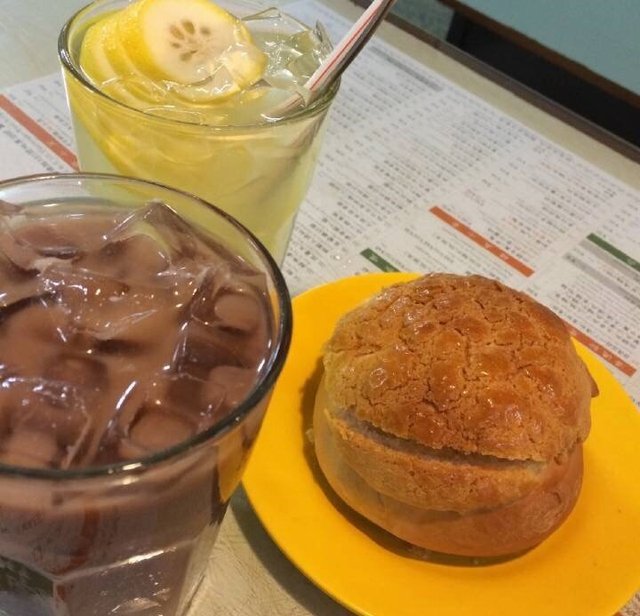 菠萝油