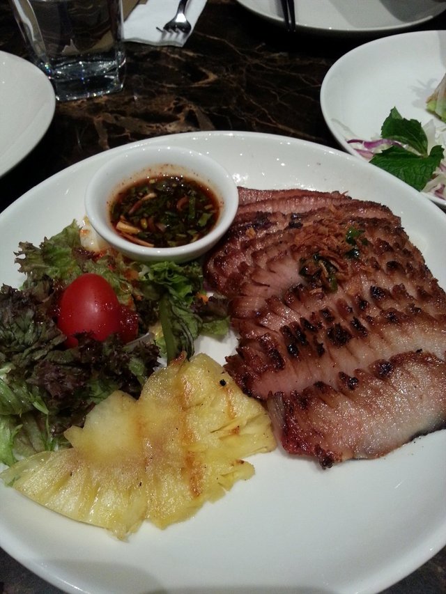 炭烧猪颈肉，好好味，推荐