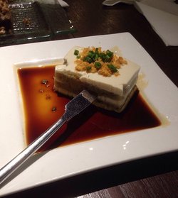 皮蛋豆腐