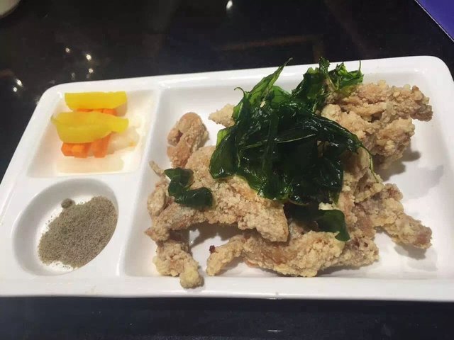 椒盐鲳鱼