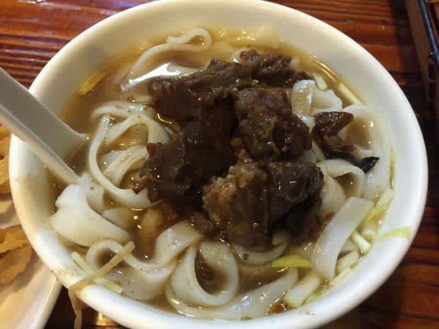 牛腩汤河粉（小）
