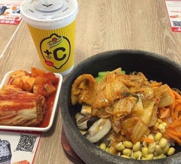 五花肉石锅拌饭
