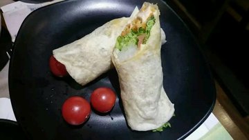 鸡肉蔬菜卷