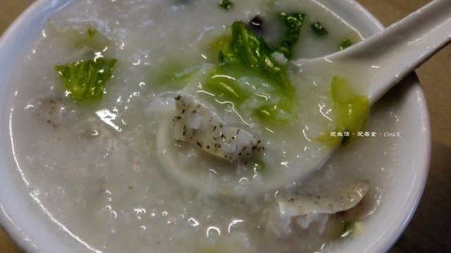 骨腩粥
