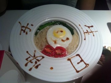 朋友生日赠送的长寿面