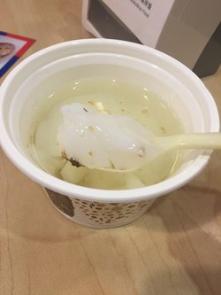 杏仁豆腐