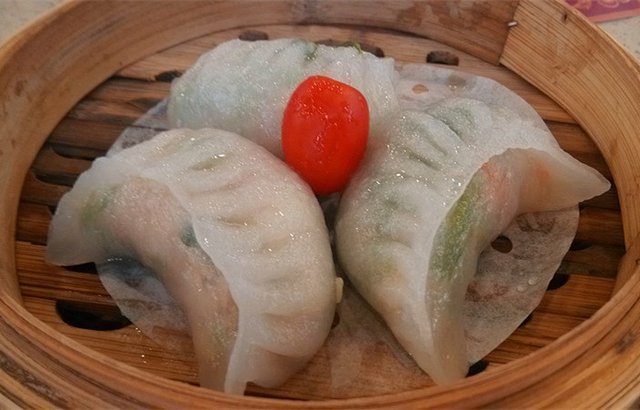 鲜虾蒜香菠菜饺