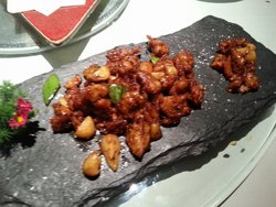 蜜汁牛肉粒