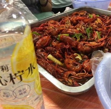 十三香龙虾