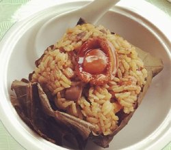 圆只鲍鱼糯米饭