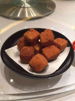 黄金豆腐