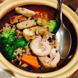 沙姜海南鸡杂谷饭