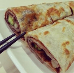 大饼卷牛肉