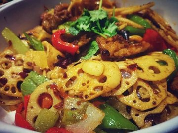 干锅牛蛙
