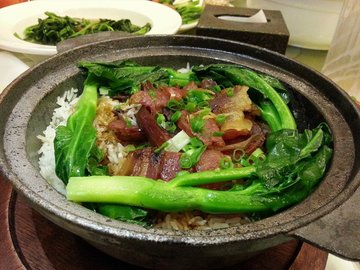 腊味煲仔饭