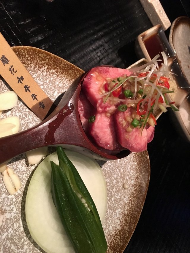 雕花和牛牛舌