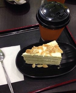 榴莲千层蛋糕
