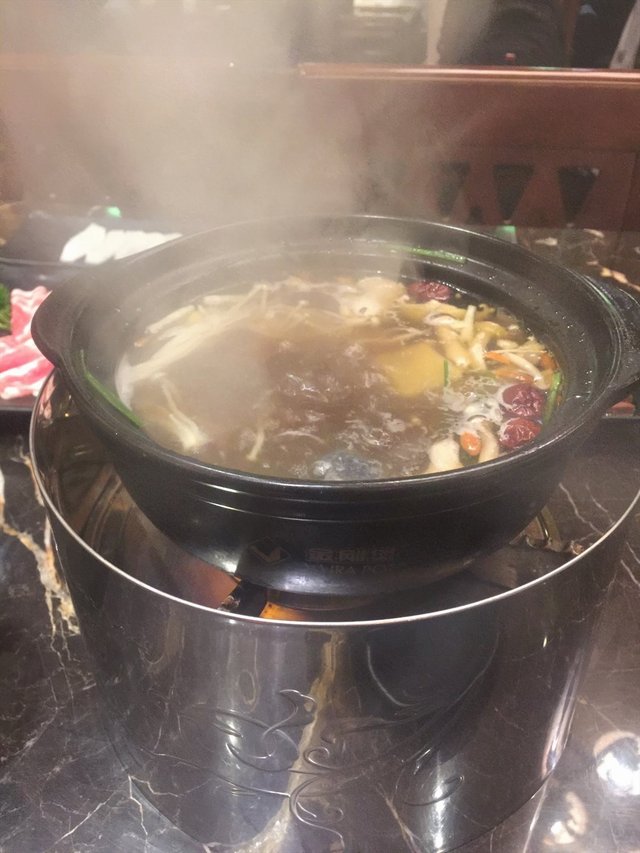 猪肚鸡锅底