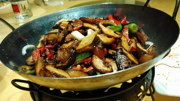 干锅蘑菇