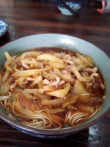榨菜肉丝面