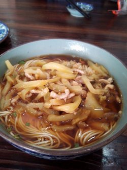 榨菜肉丝面