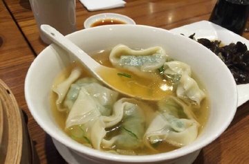 菜肉馄饨