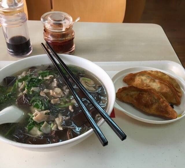 鸭血粉丝汤