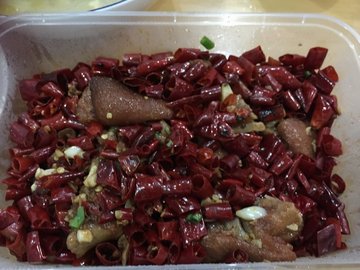风味辣子猪手