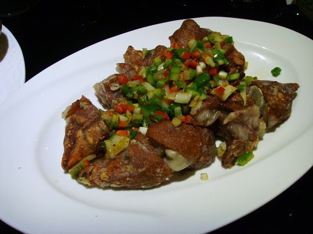 有点儿油