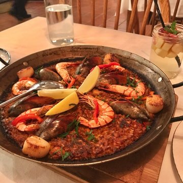 西班牙海鲜饭