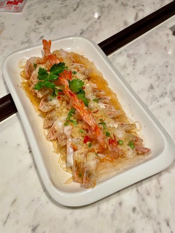 蒜蓉粉絲開邊蒸中蝦