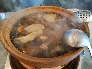 苏尼特招牌羊肉炉