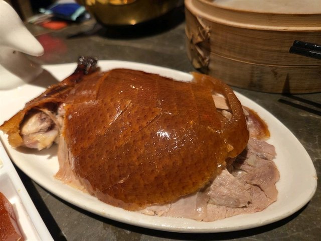 足料，皮脆，不肥，食落有柴火味