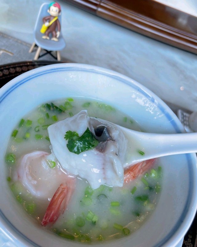 鮮蝦無骨鯽魚粥