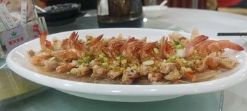 蒜蓉蒸蝦  新鮮鹽焗雞+点心