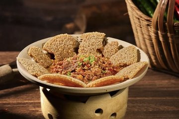 湖南非遗牛肉钵